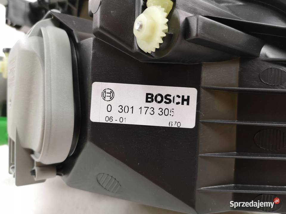 LAMPA LEWY PRZÓD BOSCH FORD FIESTA MK4 9502 Oświetlenie
