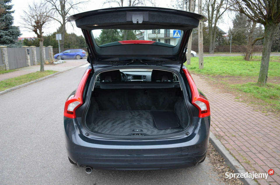 Volvo V60 SUPER STAN 16D2 114 Serwis Lift LED łódzkie Kutno