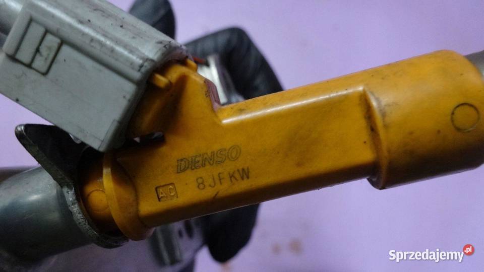 OPEL AGILA 12 16V K12B 85 09R 008083205 LISTWA