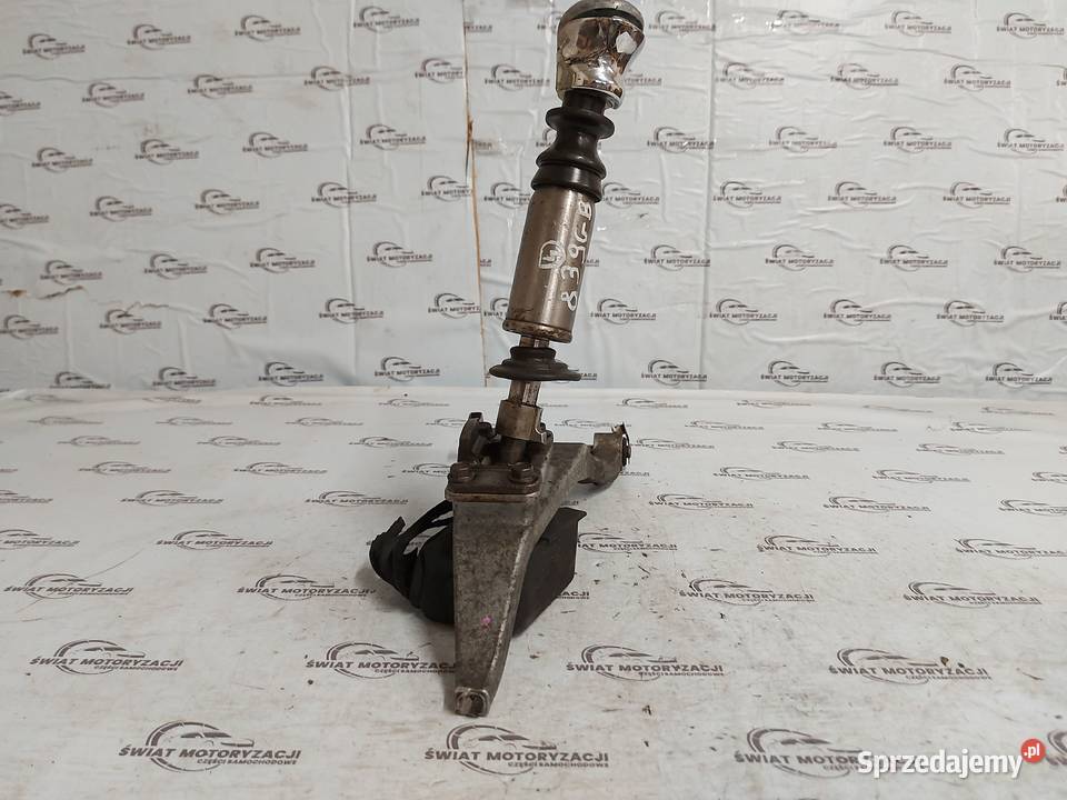 Lexus IS220 22 DCAT 2AD 177 156 lewarek biegów Kielce sprzedam