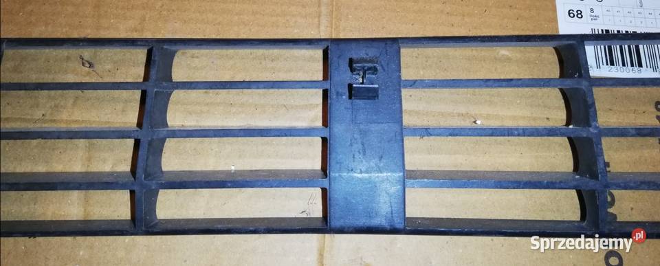 Kratka atrapa zderzaka lewa Audi 100 c4 sedan podkarpackie Sanok