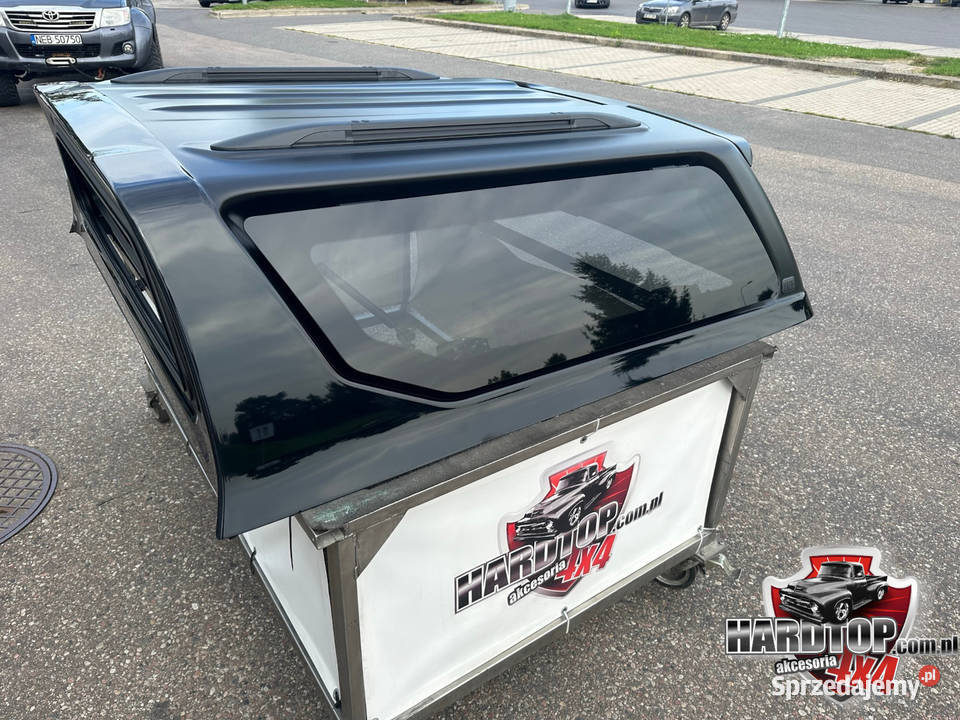 Zabudowa Toyota Hilux Hardtop double cab 2015 terenowe warmińsko-mazurskie Pasłęk