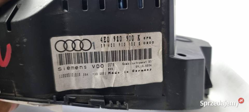 LICZNIK ZEGAR AUDI A8 D3 4E0920900K Lipno