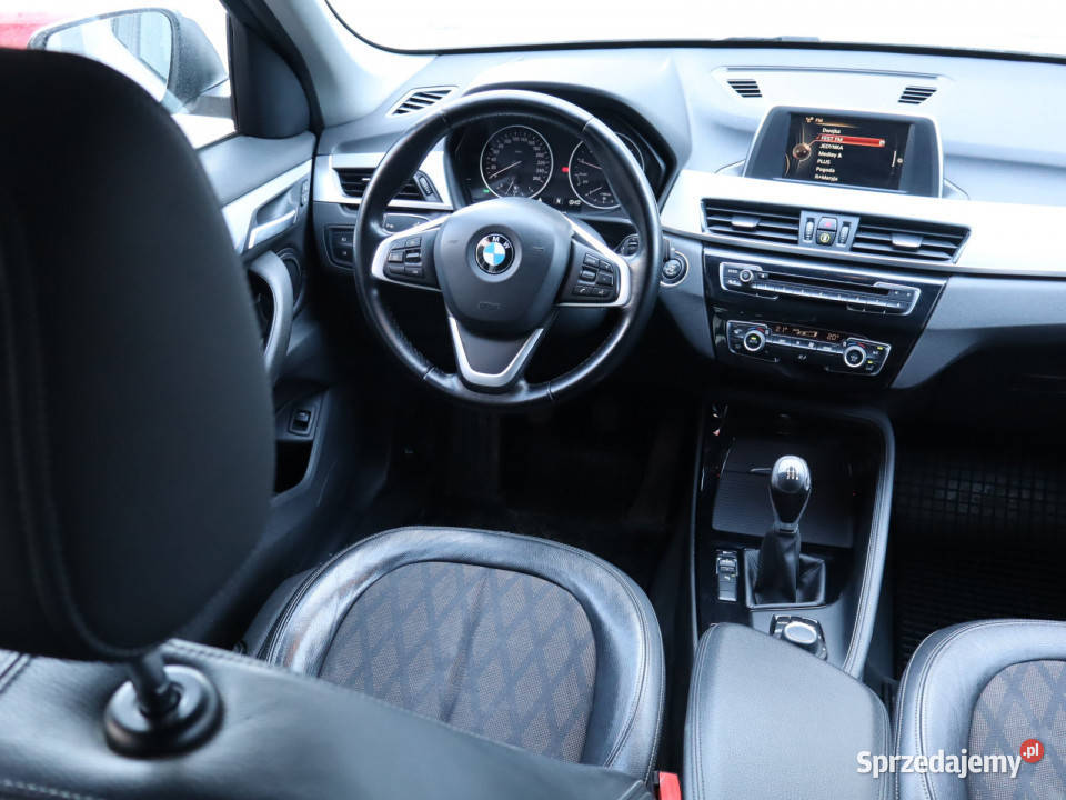 BMW X1 sDrive18i benzyna