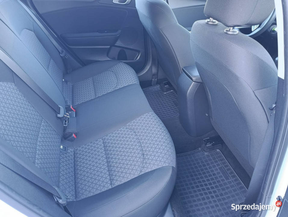 Kia Ceed Krajowy Bezwypadkowy Serwis ASO III komputer pokładowy Kia Dulowa sprzedam