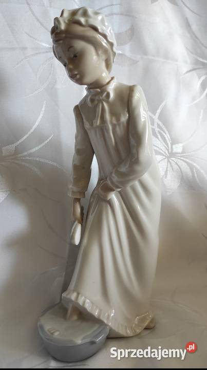 DUŻA FIGURKA NAO LLADRO DZIEWCZYNA MYJĄCA STOPY Pabianice sprzedam