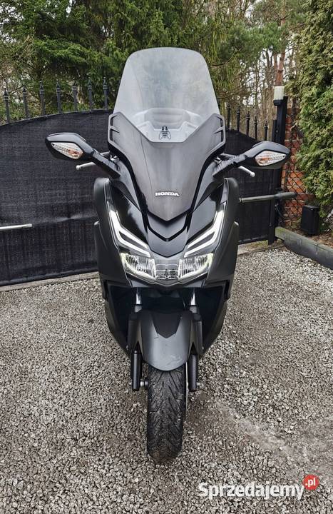 Skuter Honda Forza 125cc 2015r 16 FULL LED łódzkie Łask