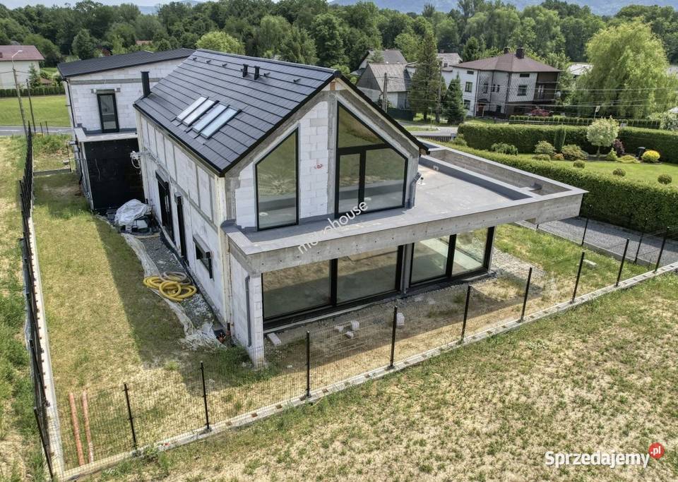 Dom Homekoncept 79 z drugim budynkiem pod Pisarzowice sprzedam