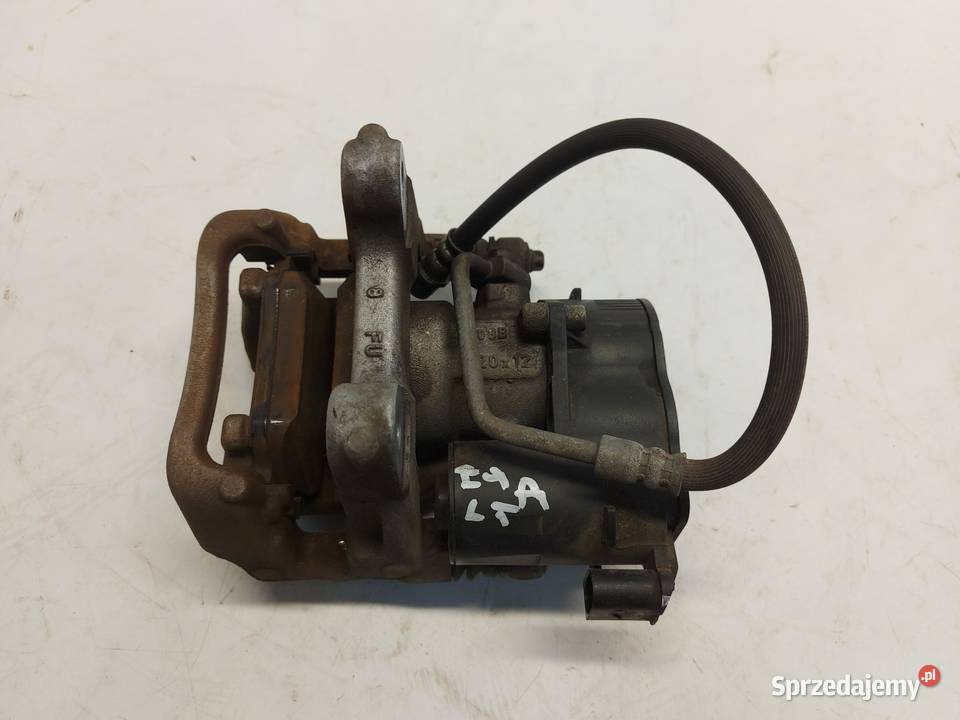 Mercedes EQA 250 W243 ZACISK HAMULCOWY LEWY TYŁ