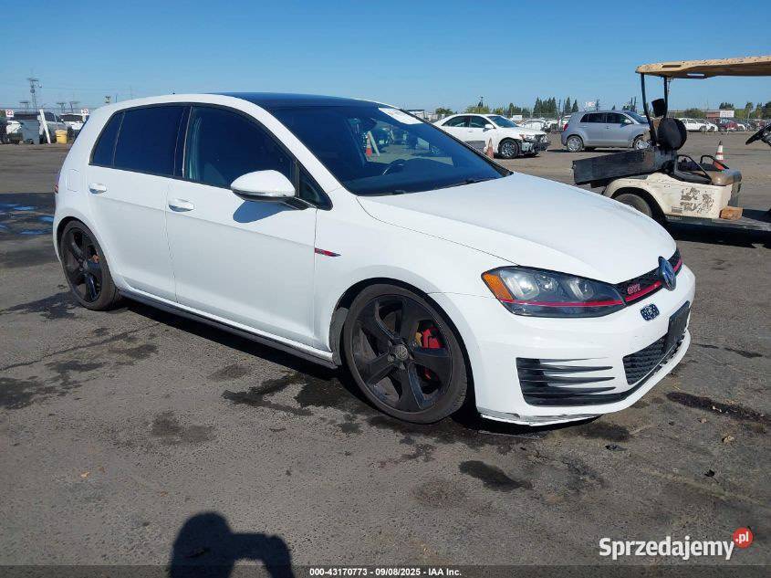 2016 VOLKSWAGEN GOLF GTI AUTOBAHN WPERFORMANCE mazowieckie Kobyłka