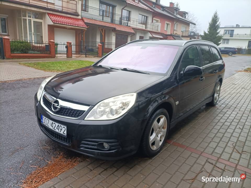 OPEL VECTRA C KOMBI SUPER STAN Bezwypadkowy 18
