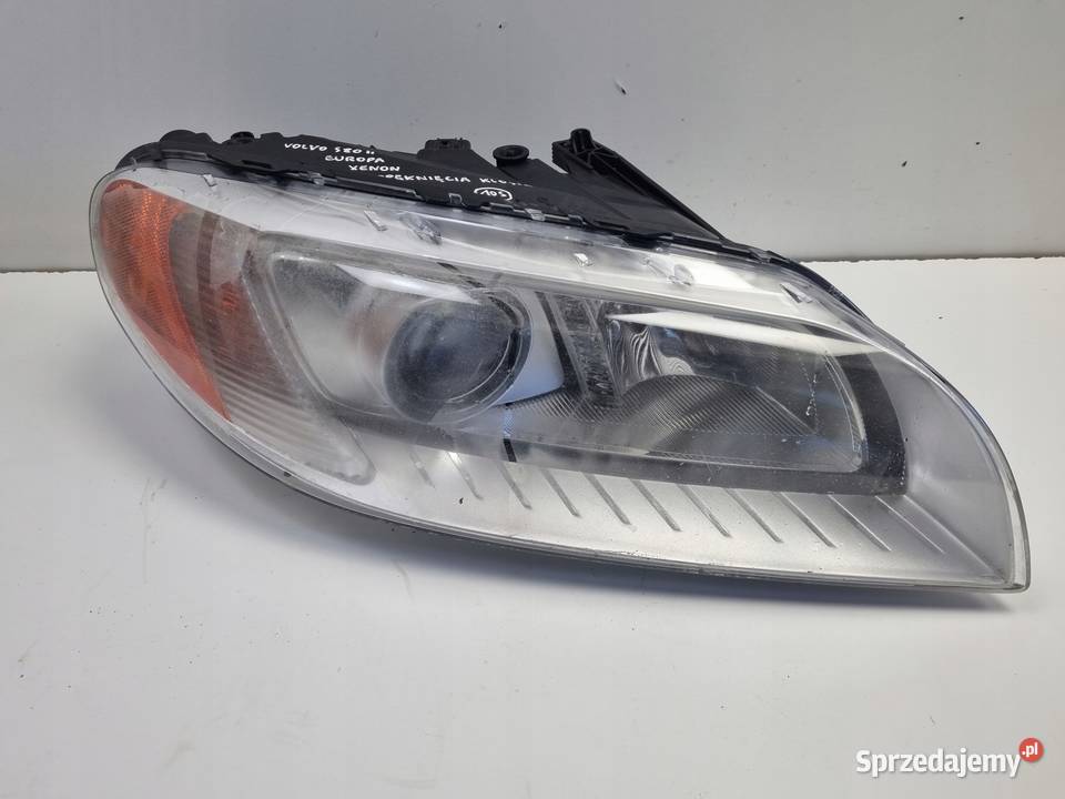 Volvo S80 II V70 III XC70 II PRZEDNIA LAMPA Janów