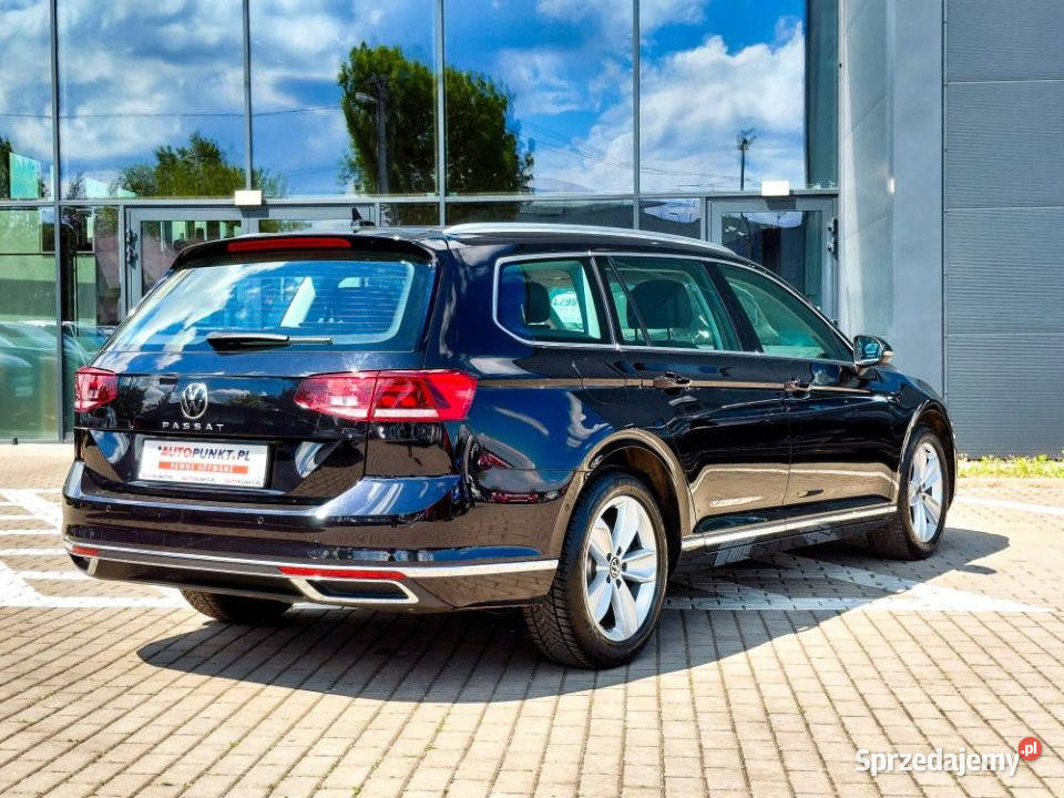 Volkswagen Passat 2023r FV23 SalonPL FullLED Kraków sprzedam