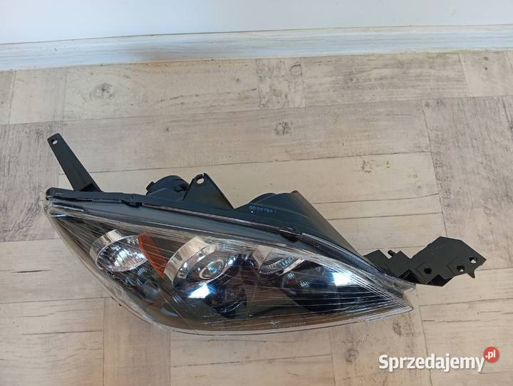 Nowy reflektor prawy przód Mazda 3 BK 20032009 Łódź