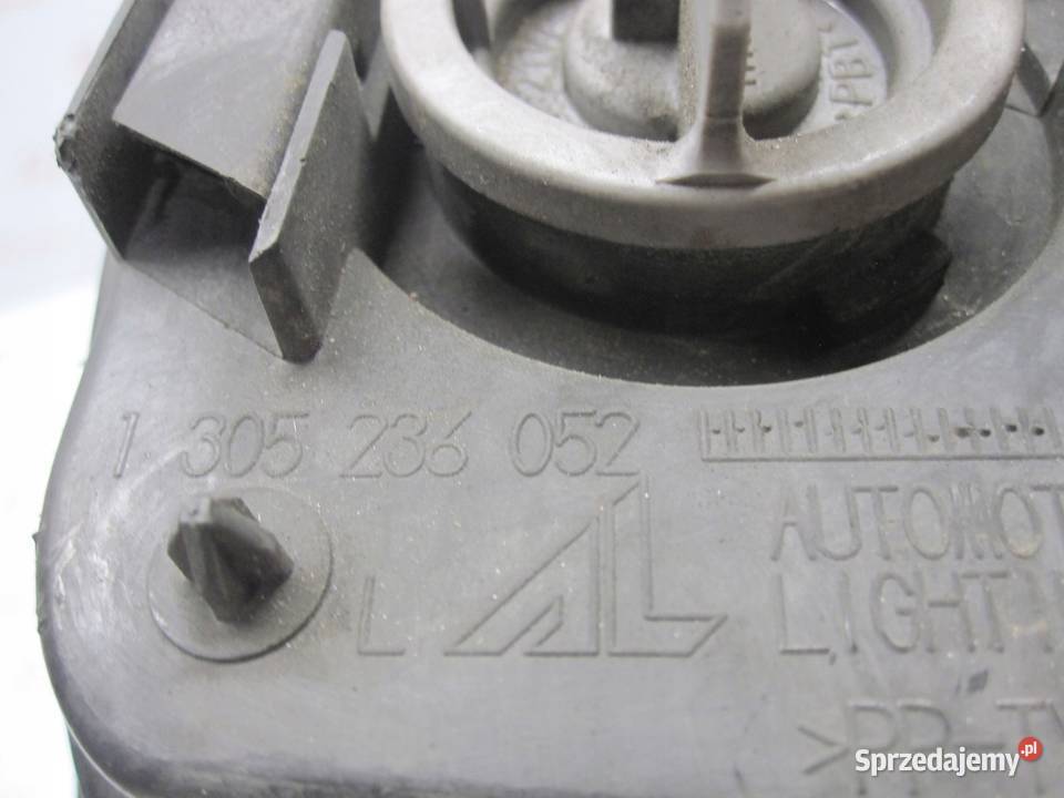 AUDI A4 B7 III 07r lampa lewa przód 8E0941003AK Kielce sprzedam