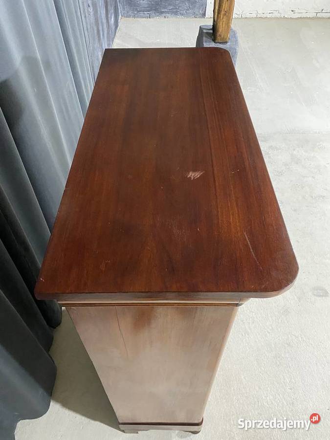 Mahoniowa bieliźniarka w stylu Biedermeier Gryfice