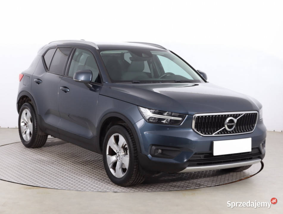 Volvo XC40 T3 czujnik zmierzchu