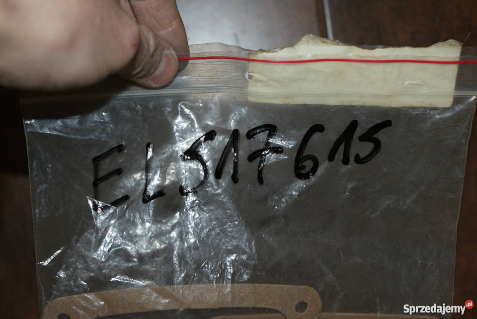 Uszczelka pokrywy zaworów AUDI 80 VW GOLF Części samochodowe mazowieckie