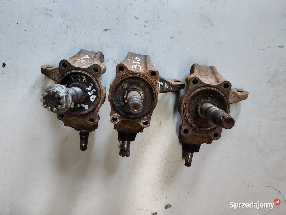Zwrotnica honda TRX 350 przód lewa prawa Wiele