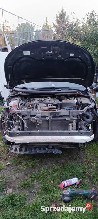 Błotnik prawy Avensis t27 0912 przedlift