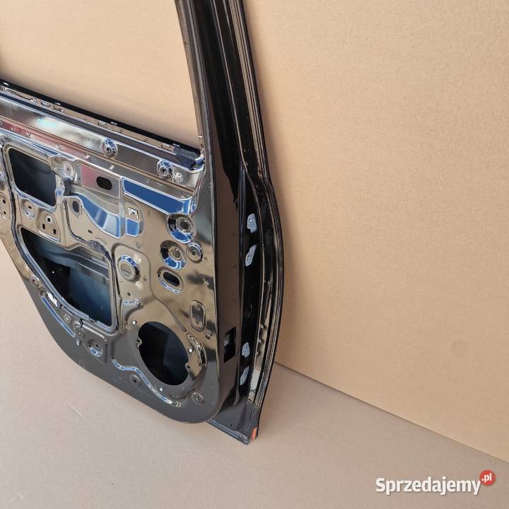 DACIA DUSTER II 2017 DRZWI LEWY TYŁ TYLNE Bieleń sprzedam