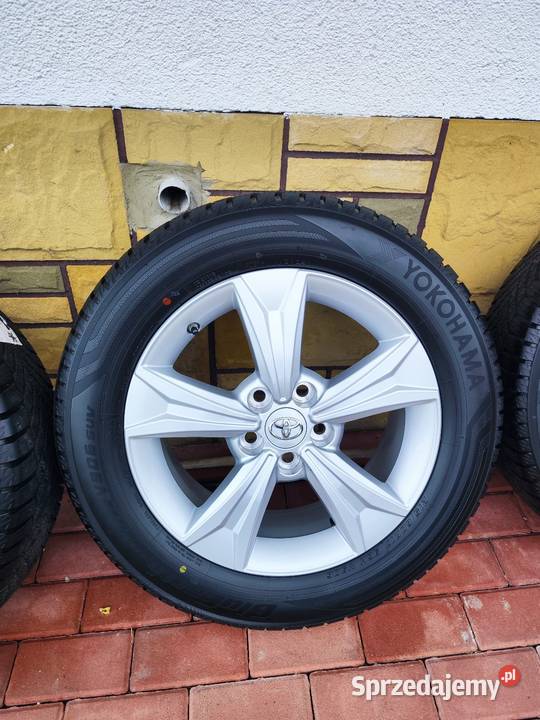 Komplet kół zimowych Toyota OE 21560R17 Yokohama Tarnów