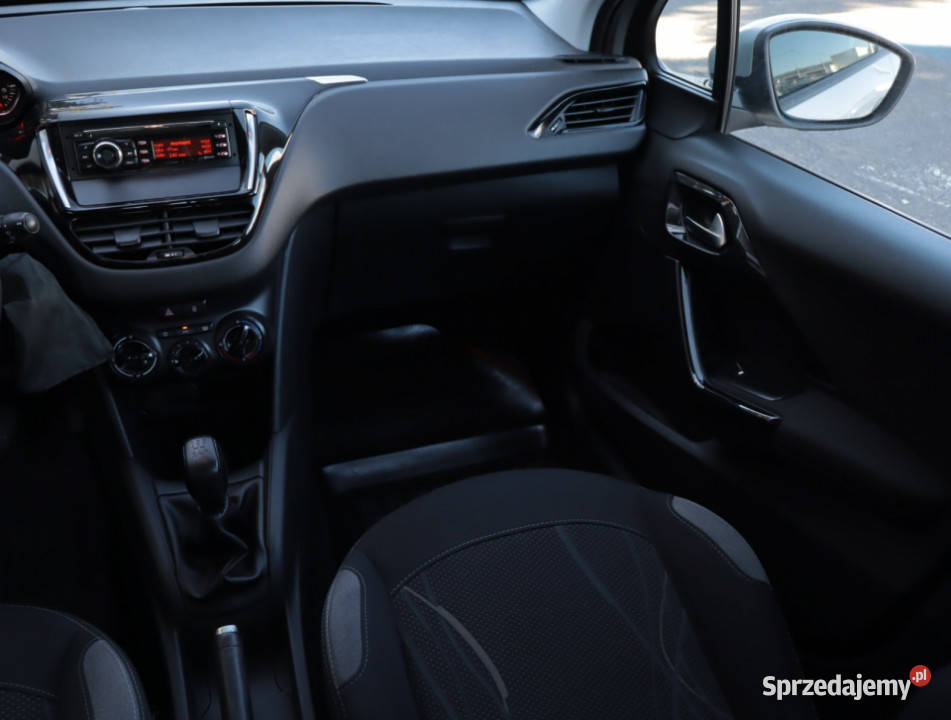 Peugeot 208 16 eHDi Lublin