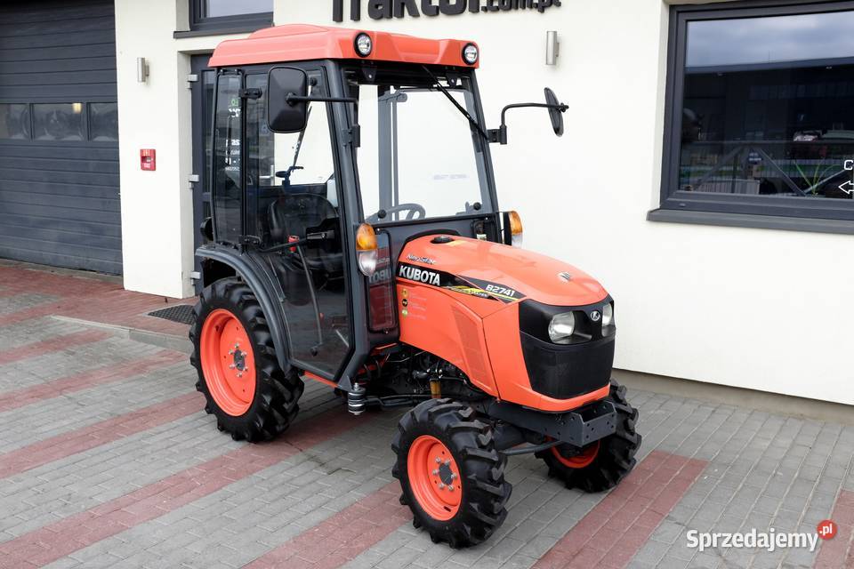 Kubota B2741 Neo Star 4x4 27 CAB Napęd 4x4 Ciągniki Tajęcina