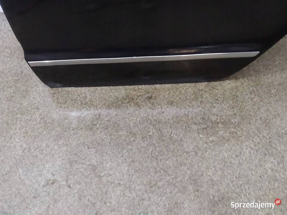 DRZWI LEWE TYŁ CZARNE SEDAN Skoda Superb II