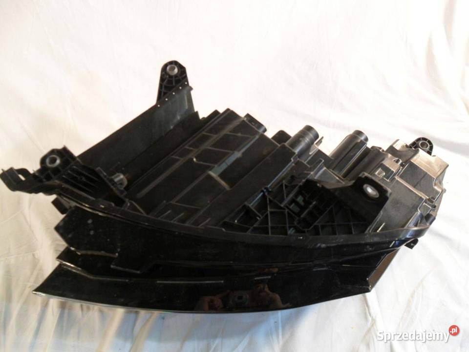 Reflektor Przód strona prawa Skoda Enyaq iV TS21 osobowe Nowy Tomyśl