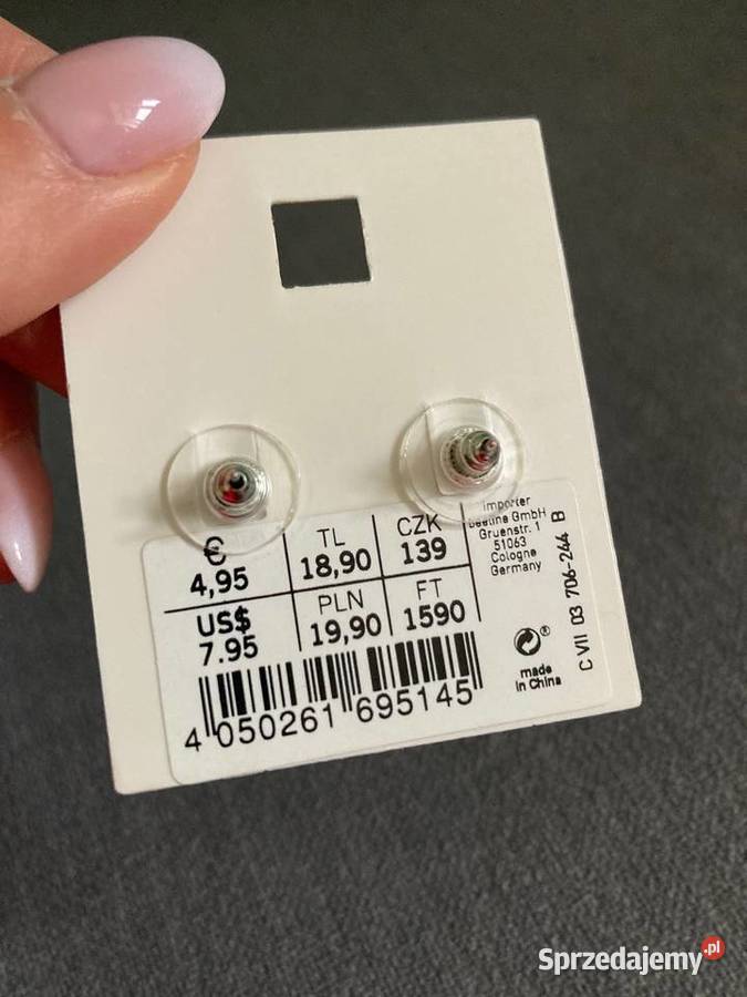 Nowe czarne kolczyki motylki Accessories Nisko