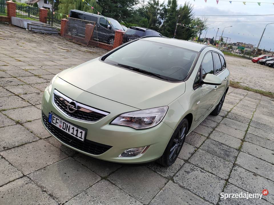 Opel Astra 14 turbo benzyna kurtyny powietrzne Smyków sprzedam