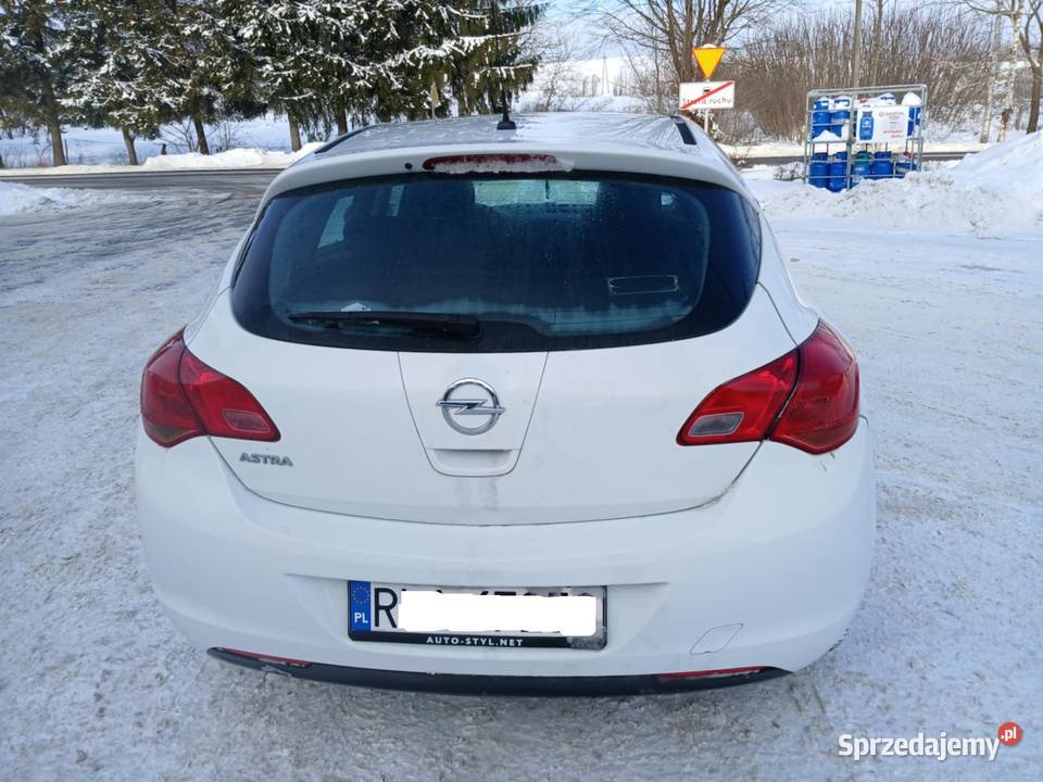 Opel Astra J 14GAZ Bez Korozji 2010r Manualna Przeworsk