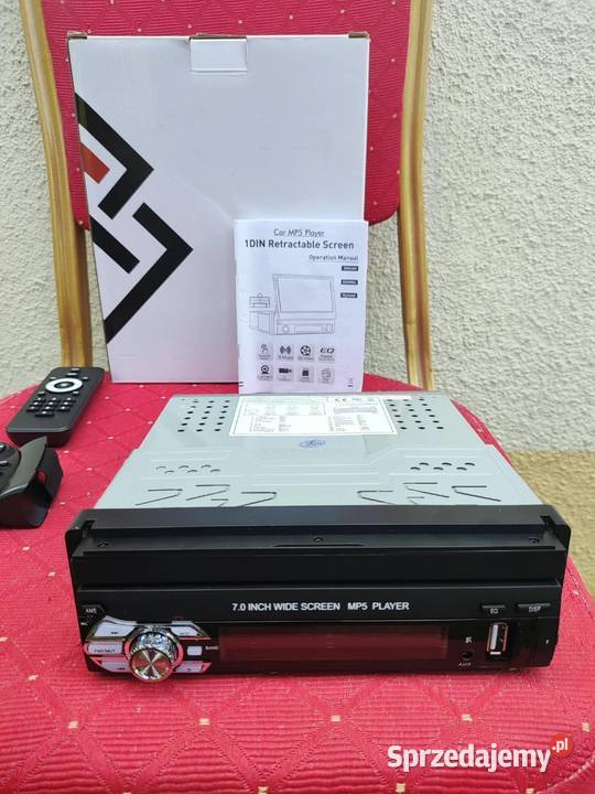 Radio samochodowe Bluetooth z wysuwanym ekranem sprzedam