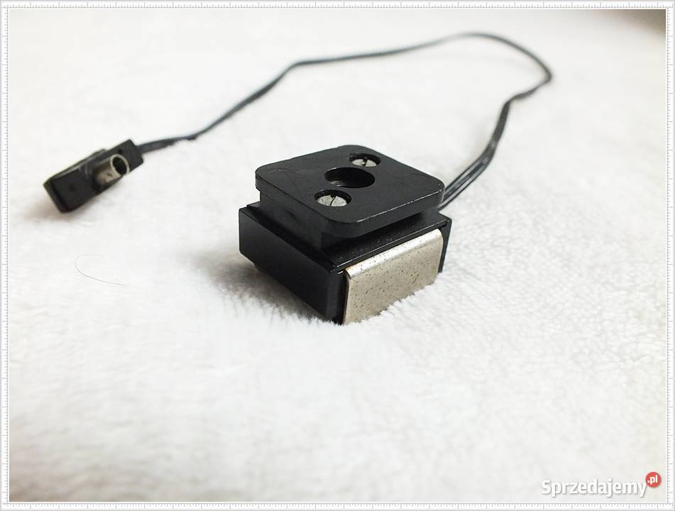 Adapter gorącej stopki z kablem do starego Fotografia i Optyka Żary sprzedam
