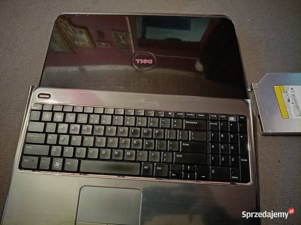 Sprzedam laptopa wysyłka poczta proszę wysyłać Apple Wąbrzeźno