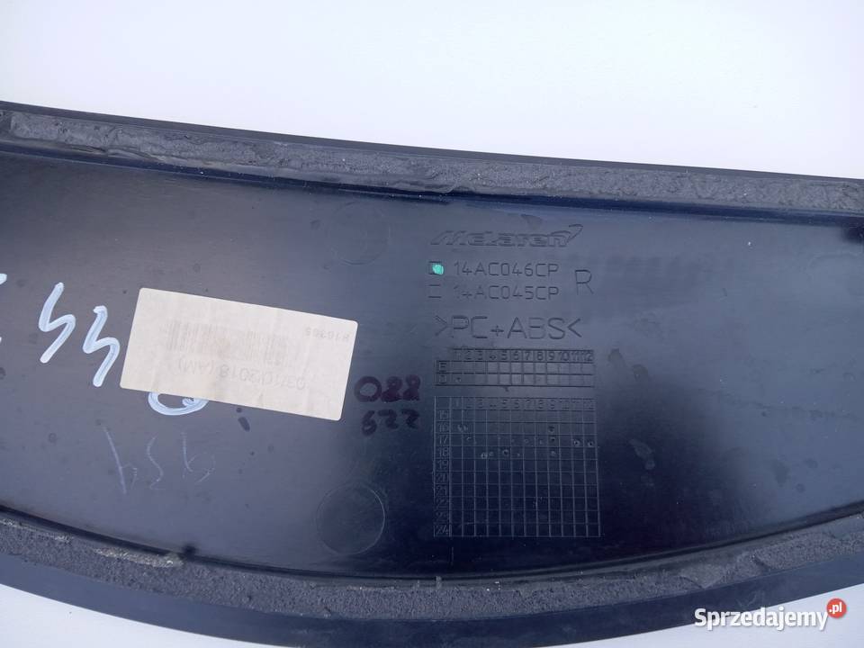 LISTWA DEKOR PANEL DRZWI PRAWY MCLAREN 720S osobowe Karoseria Nowy Tomyśl sprzedam