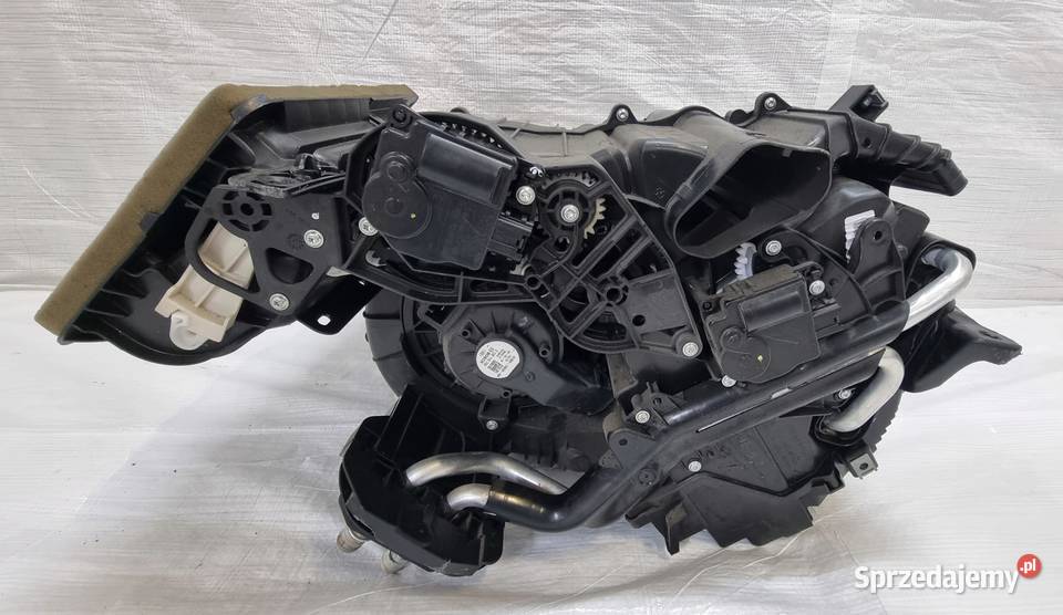 FORD FIESTA MK8 NAGRZEWNICA DMUCHAWA EUROPA