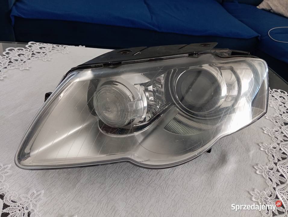 Lampa Lewa VW PASSAT B6 Xenenon Skrętny osobowe Lubin