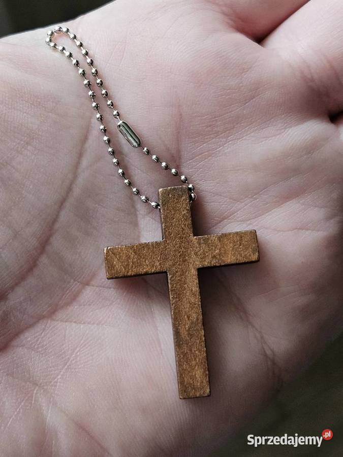 Krzyżyk drewniany na łańcuszku ręcznie robiony Dewocjonalia Suchedniów