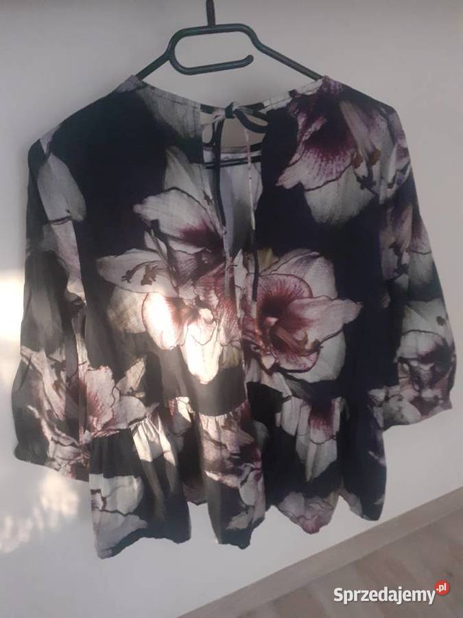 bluzka z baskinką w kwiaty M Gdańsk