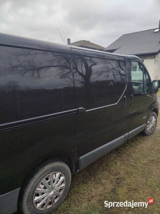 Renault trafic 3 oso L1 H1 20 dci 115 z 2007 2000cm3 Wąwał sprzedam