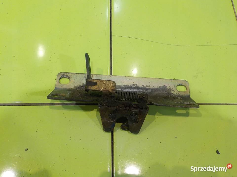 LANCIA BETA 20 B 83r COUPE 2D zamek klapy tyl Suków sprzedam