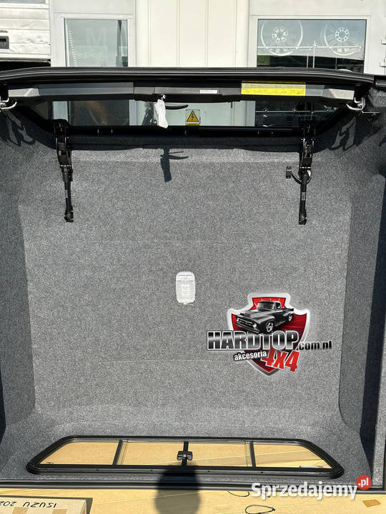 Zabudowa Isuzu D Premium HARDTOP na pakę PEŁNA warmińsko-mazurskie sprzedam
