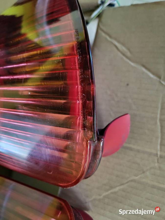 Peugeot 206sw kombi lampa prawa lewa tył tylna