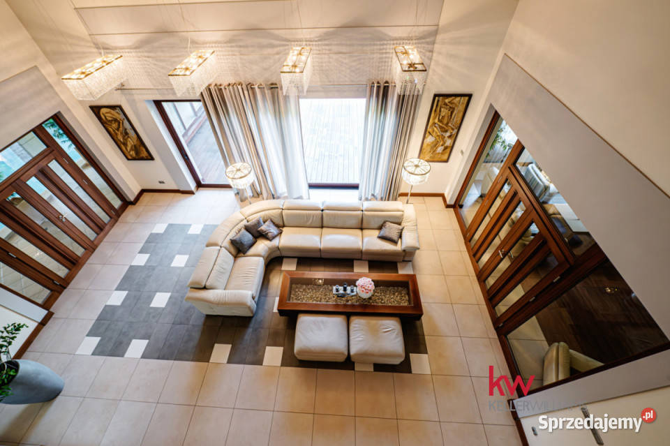 Dom wolnostojący Pniewy 1157m2 wielkopolskie sprzedam