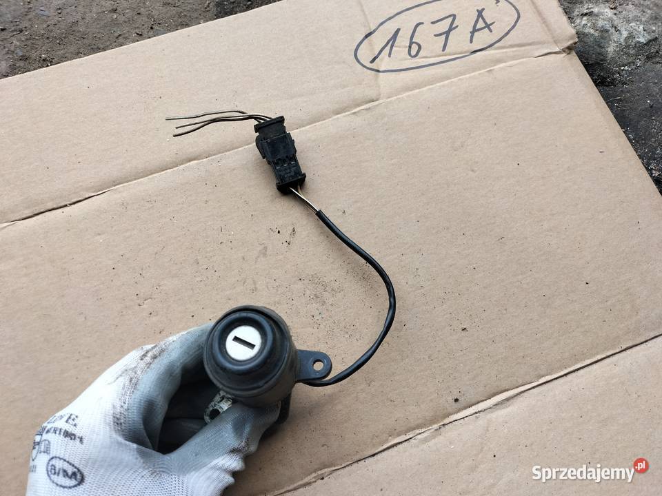 Audi 80 B3 B4 ZAMEK WKŁADKA BAGAŻNIKA Zamki, wkładki i kluczyki Kamień-Kolonia