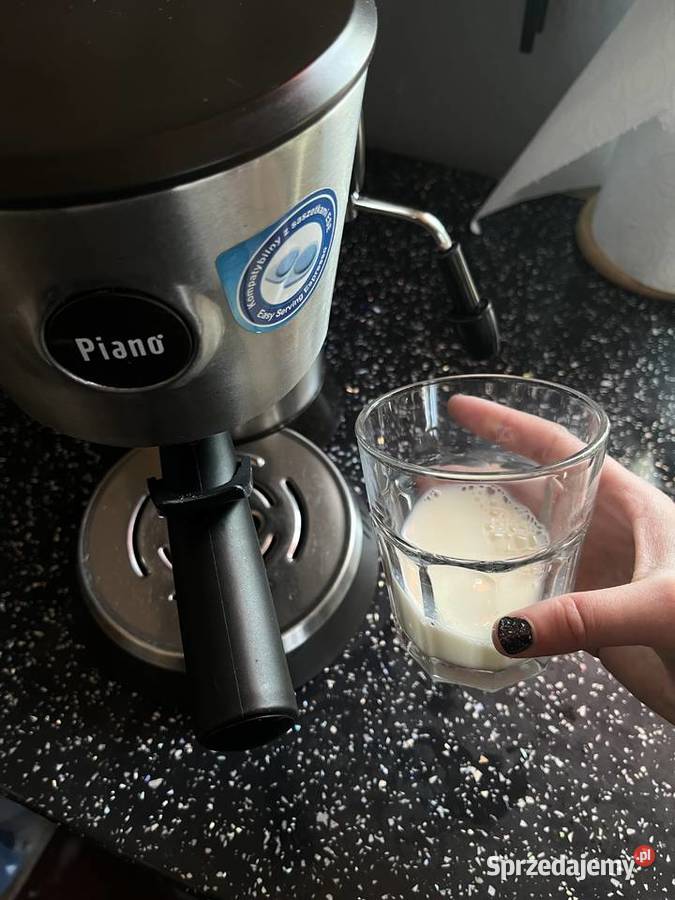 Ekspres ciśnieniowy Zelmer Piano ZCM2052B Kłodawa sprzedam