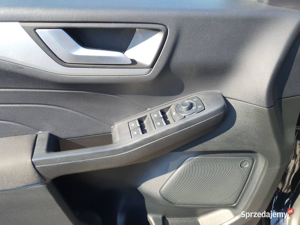 Kuga 15 EcoBoost FWD Trend sprzedam
