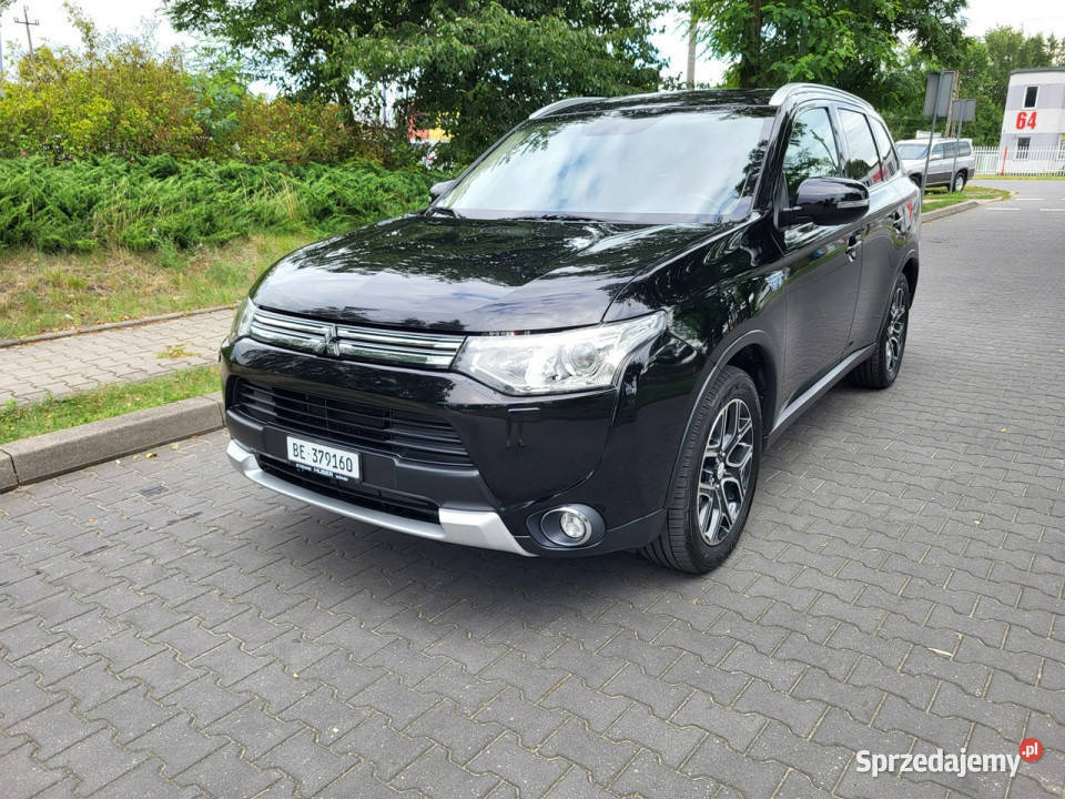 Mitsubishi Outlander III 2012 kamera cofania